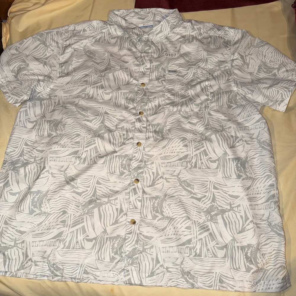 Columbia PFG Mens XXL Grey White Marlin Print Short Sleeve Fishing Shirt Vented